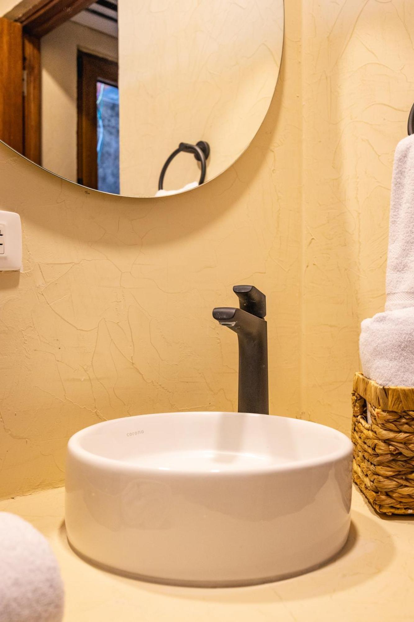 Casa Noa Colonial Rooms Cartagena Екстериор снимка