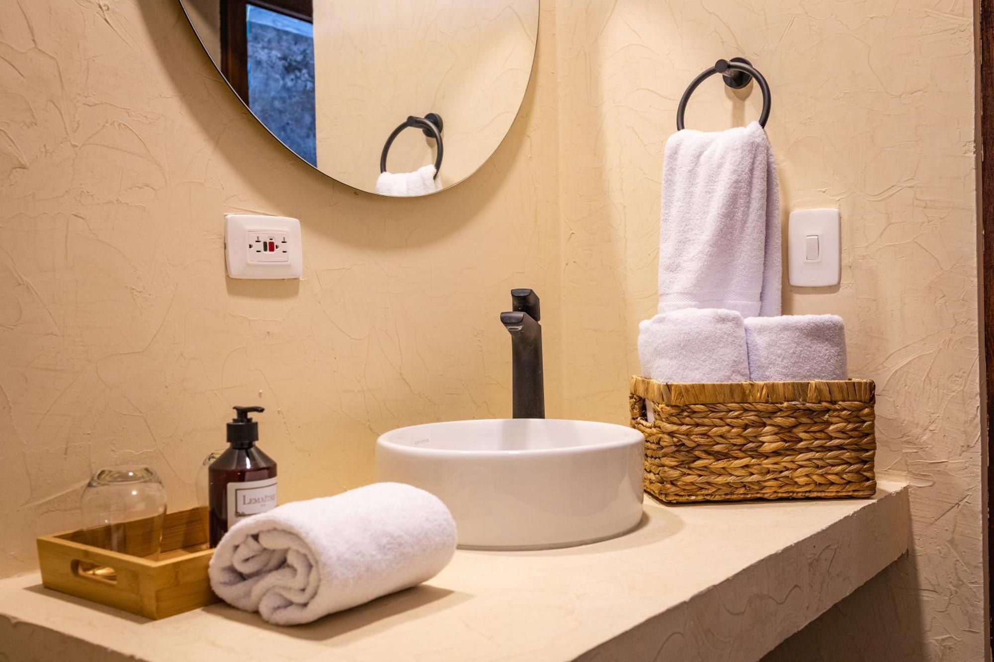 Casa Noa Colonial Rooms Cartagena Екстериор снимка